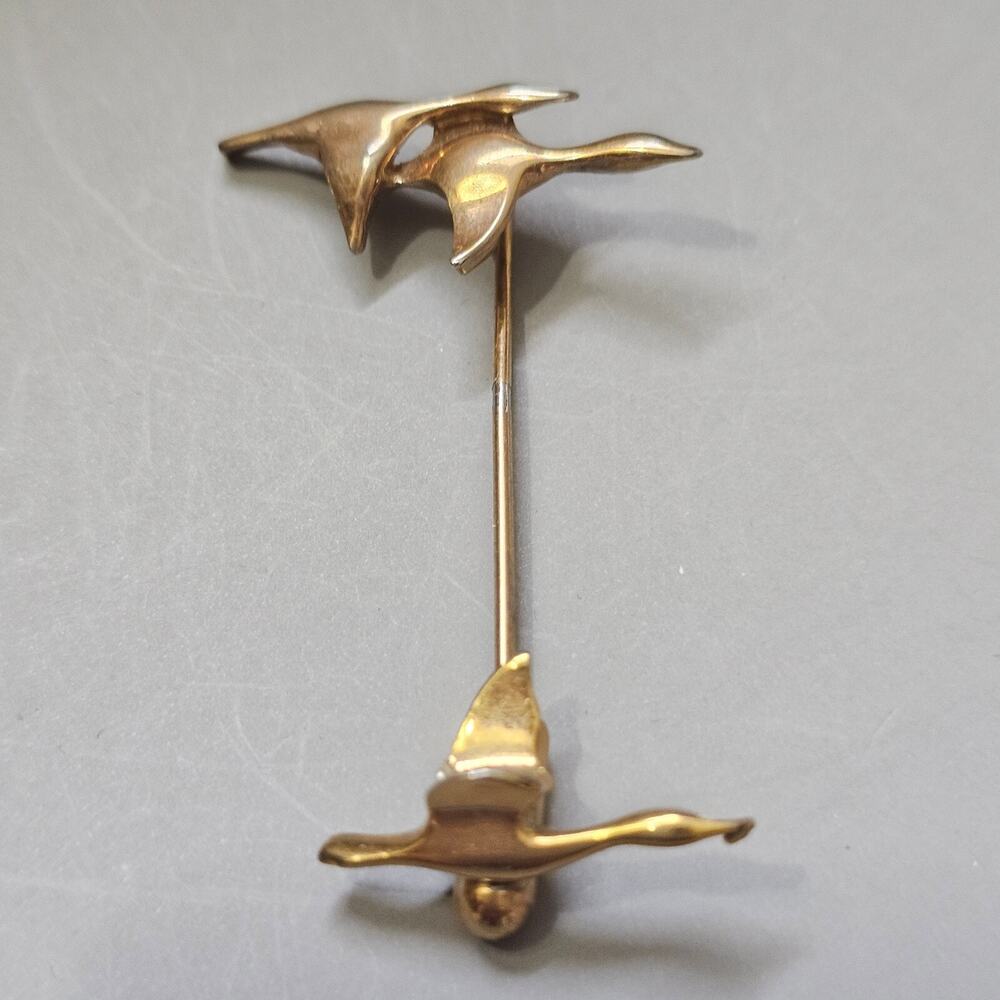 Flying Geese Tie Tack Tie Pin Lapel Stick Pin Goldtone 2" Vintage